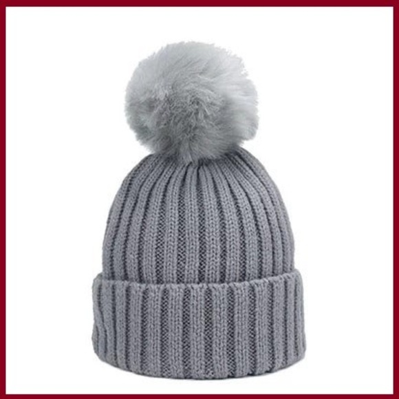Accessories - Winter Pom Pom Hat